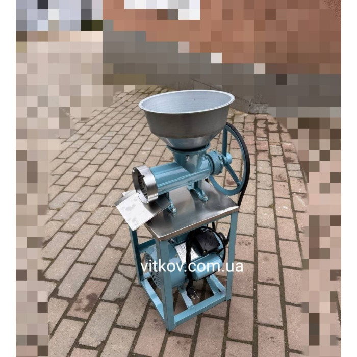 М'ясорубка чавунна  промислова з мотором 32 Румунія  3.5квт електрична мясорубка