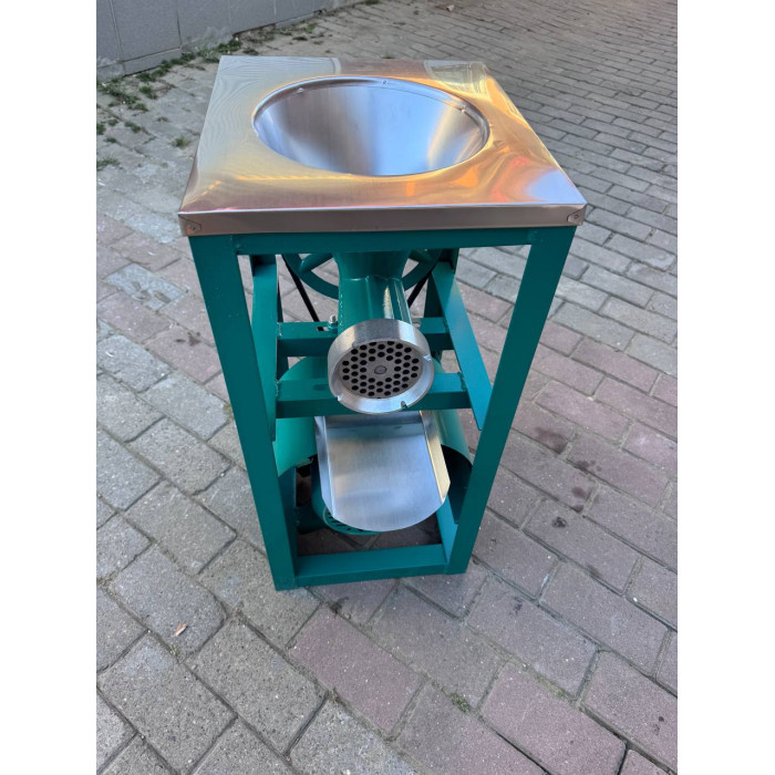 М'ясорубка №32 Fermax MC-FM2 з електродвигуном, металевою рамою, великим вороном, нержавіючою платформою