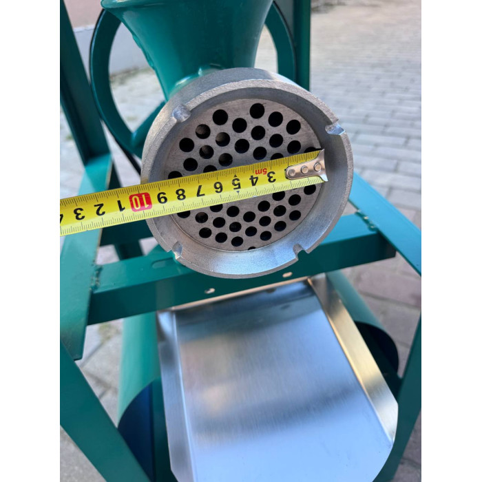 М'ясорубка №32 Fermax MC-FM2 з електродвигуном, металевою рамою, великим вороном, нержавіючою платформою