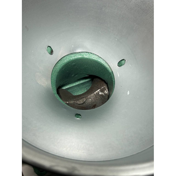 Чавунна м'ясорубка 32, промислова, ручна зі шківом під електродвигун