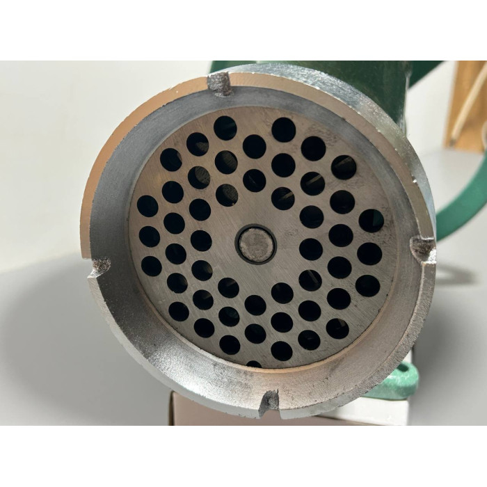 Чавунна м'ясорубка 32, промислова, ручна зі шківом під електродвигун