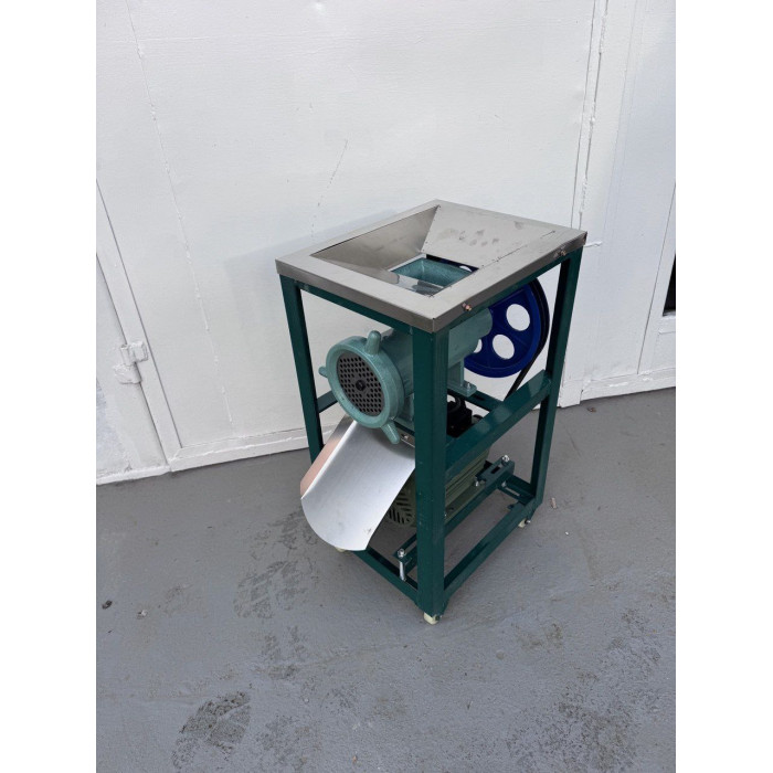 Промислова чавунна м'ясорубка 42 з електродвигуном 220 в 2.2 кВт