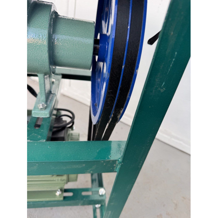 Промислова чавунна м'ясорубка 42 з електродвигуном 220 в 2.2 кВт