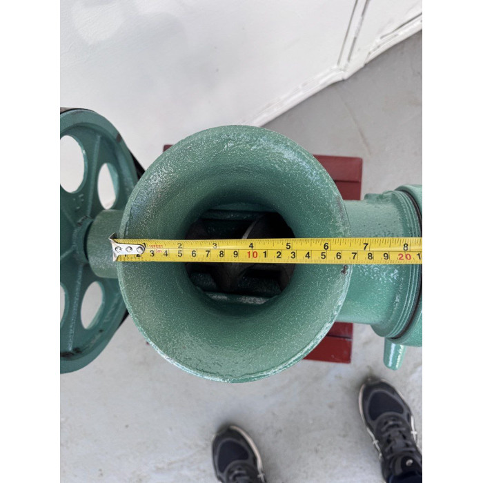 Промислова чавунна м'ясорубка 42 з електродвигуном 220 в 2.2 кВт