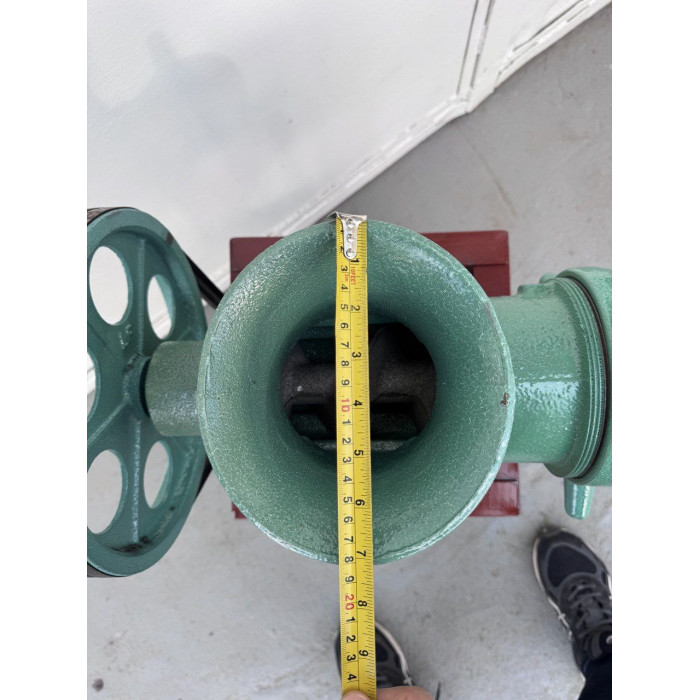 Промислова чавунна м'ясорубка 42 з електродвигуном 220 в 2.2 кВт