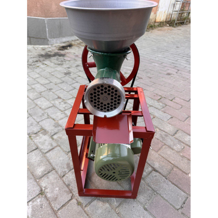 М'ясорубка чугунна електрична 32 Румунія костедробілка промислова м'ясорубка з мотором